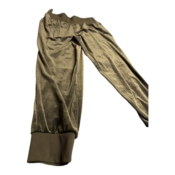 Women's Athleta black velour joggers Size L Salutation Velvet Jogger